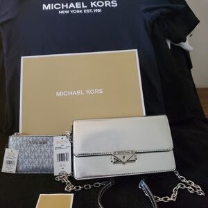 Michael Kors Clutch